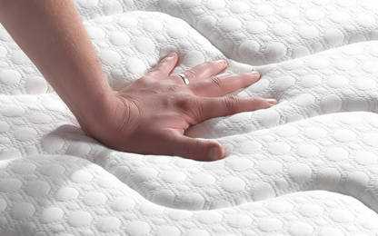 OneThird 2000 Pocket Memory Pillow Top Mattress